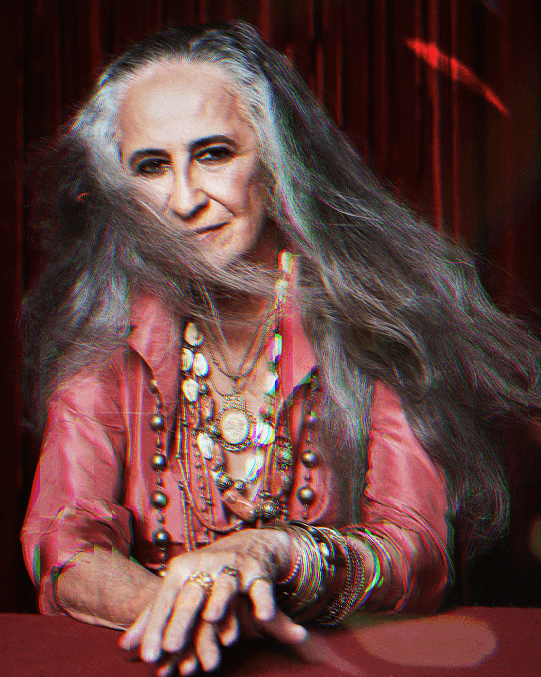 Maria Bethânia, com efeito de prisma